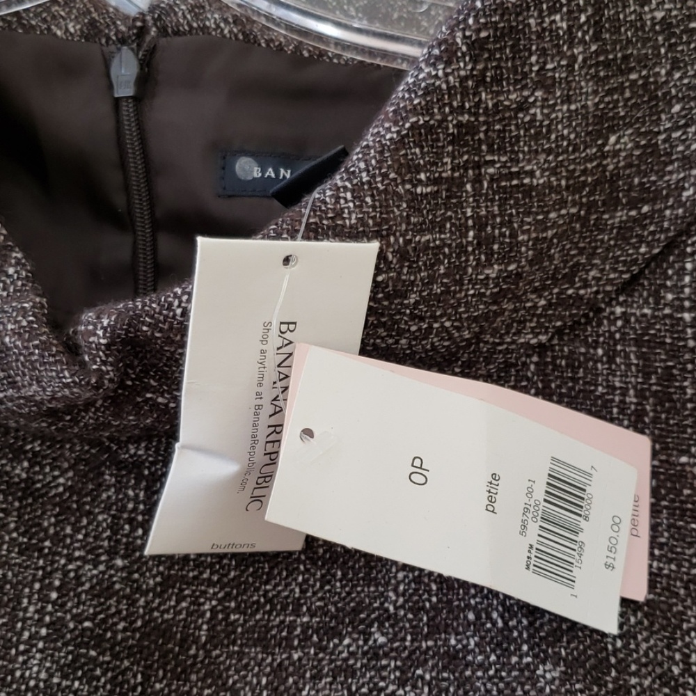NWT Banana Republic - Picture 3 of 3